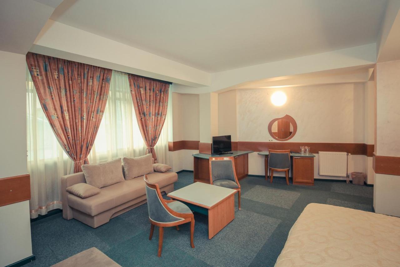 אוהריד Hotel Cingo מראה חיצוני תמונה