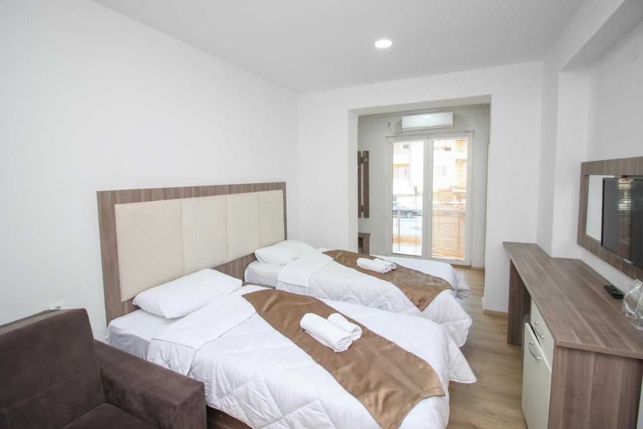אוהריד Hotel Cingo מראה חיצוני תמונה