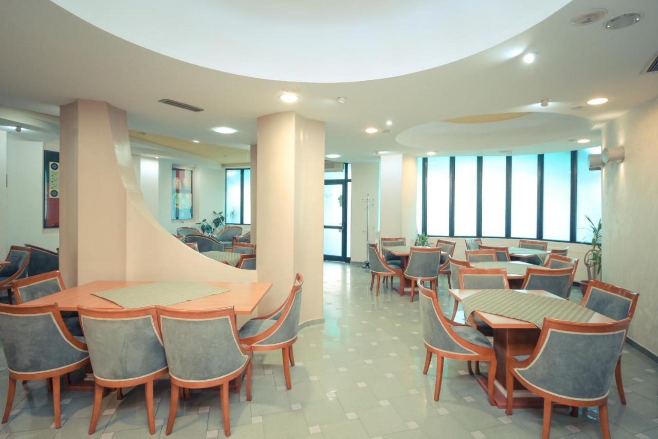 אוהריד Hotel Cingo מראה חיצוני תמונה