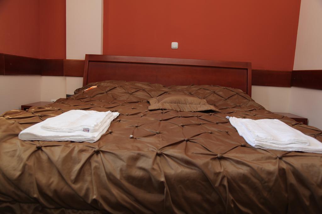 אוהריד Hotel Cingo מראה חיצוני תמונה