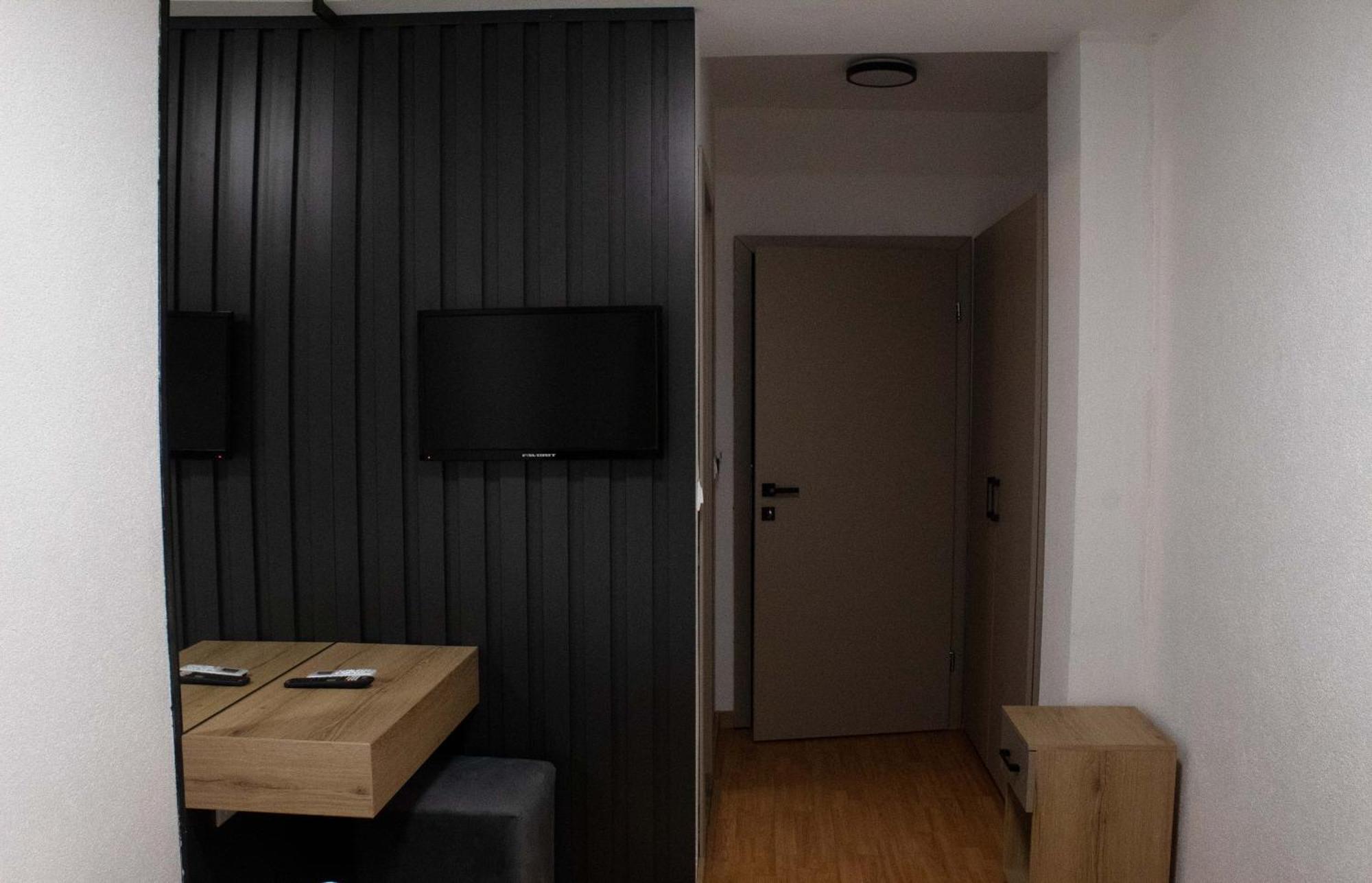 אוהריד Hotel Cingo מראה חיצוני תמונה