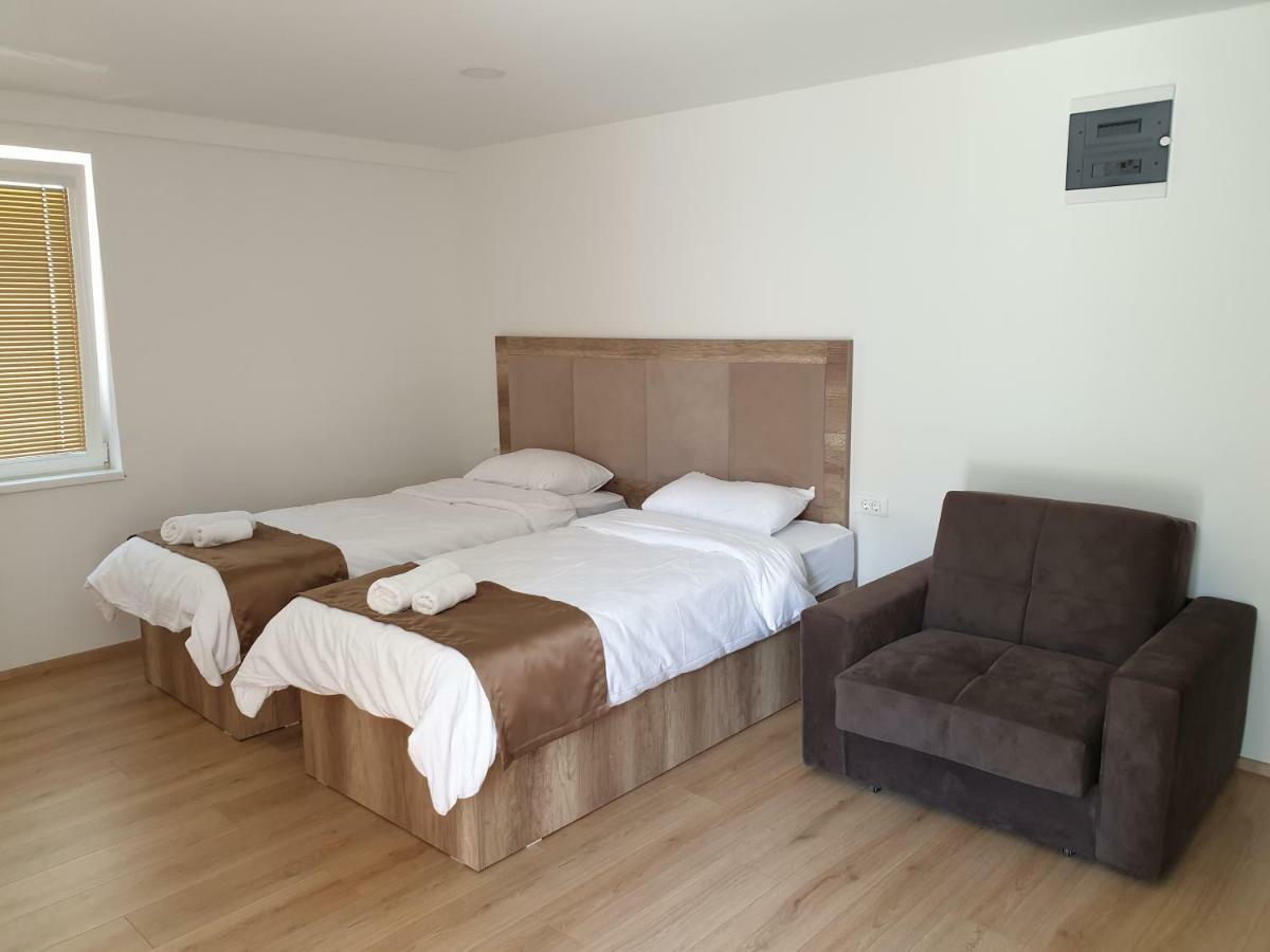 אוהריד Hotel Cingo מראה חיצוני תמונה